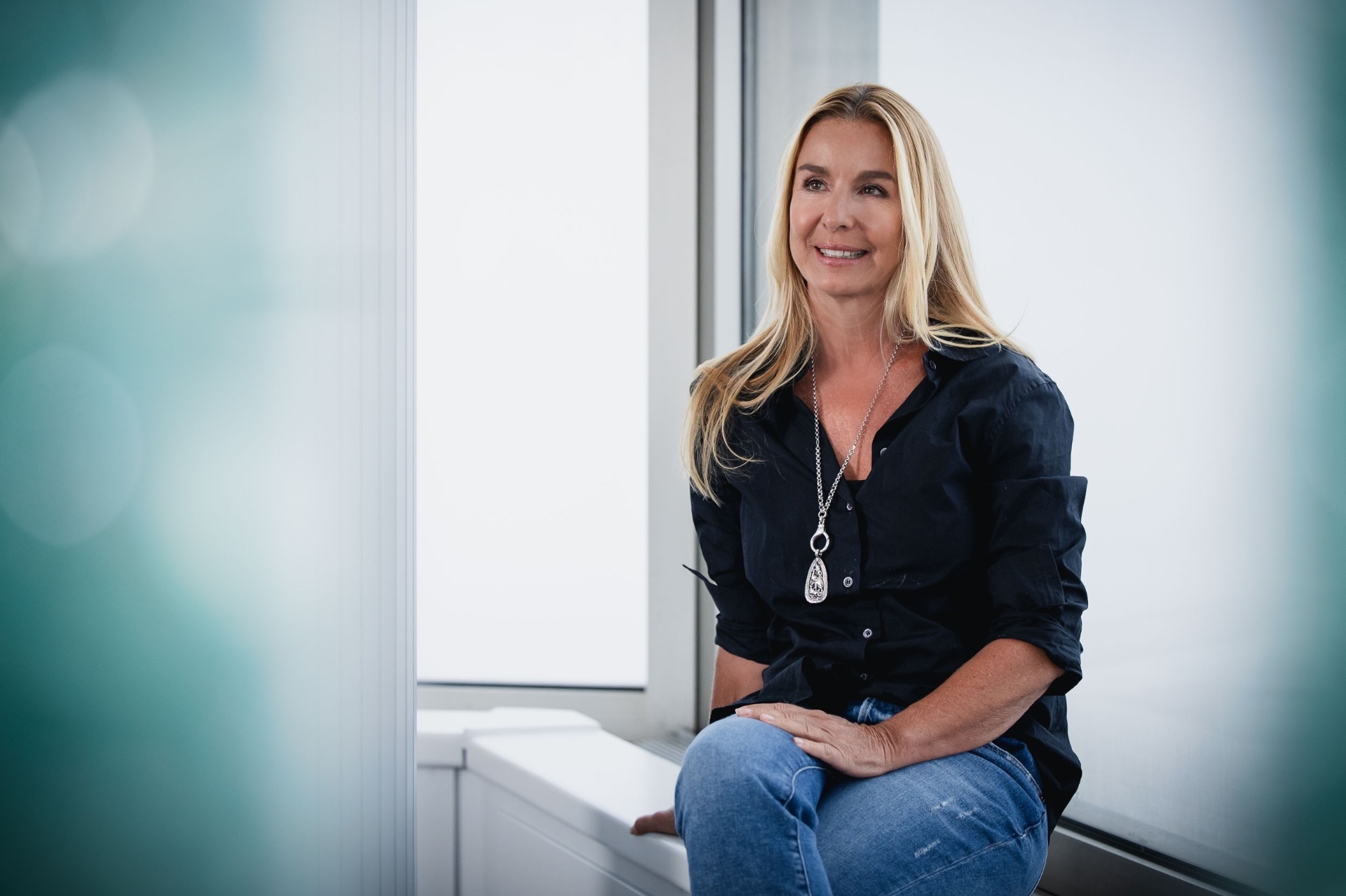 Angela Barzen – Sparringpartnerin am Fenster